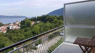 Апартаменты Apartments La Dolce Vita Херцег-Нови Апартаменты с балконом-35